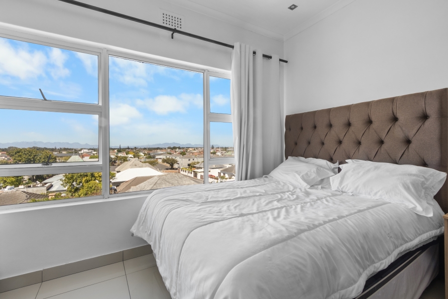 1 Bedroom Property for Sale in Heathfield Western Cape